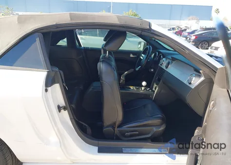 2006 Ford Mustang Gt z USA, uszkodzony, nr VIN 1ZVHT85H965210581